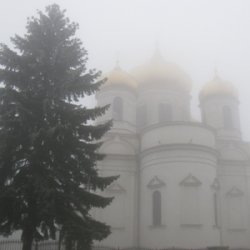 Сильный туман в Ставрополе. Видимость 100-200 метров